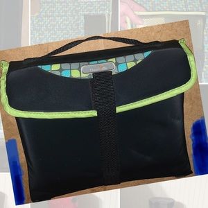 Fleurville portable deluxe baby changing station